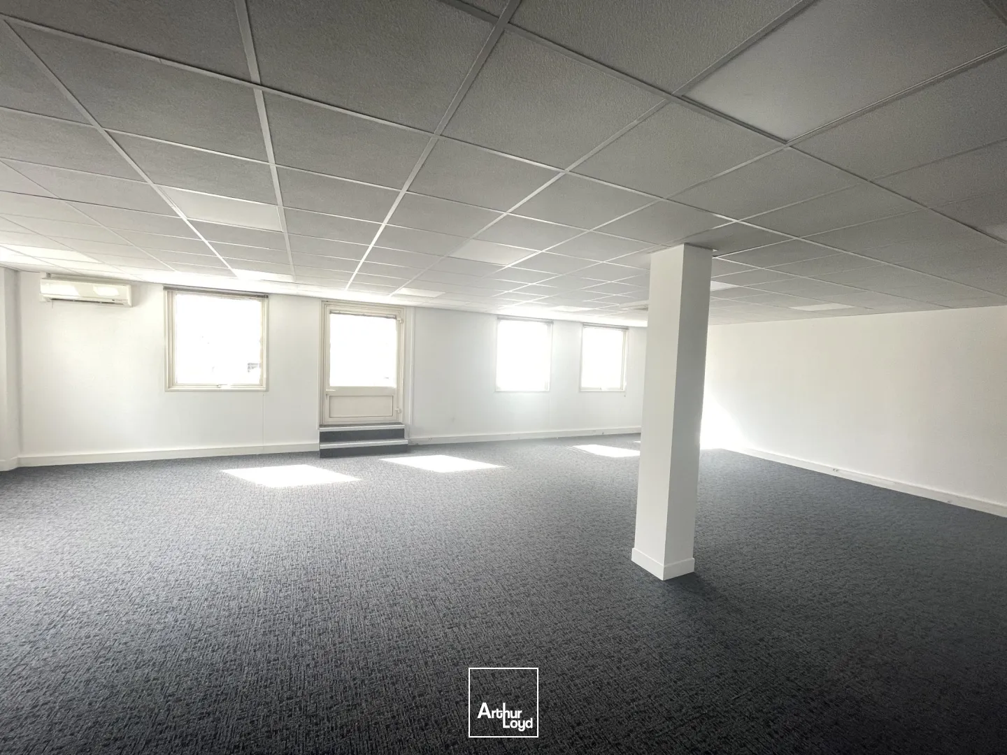 Bureaux - Location - COURBEVOIE - 92400 - 100-1272 - 7916412