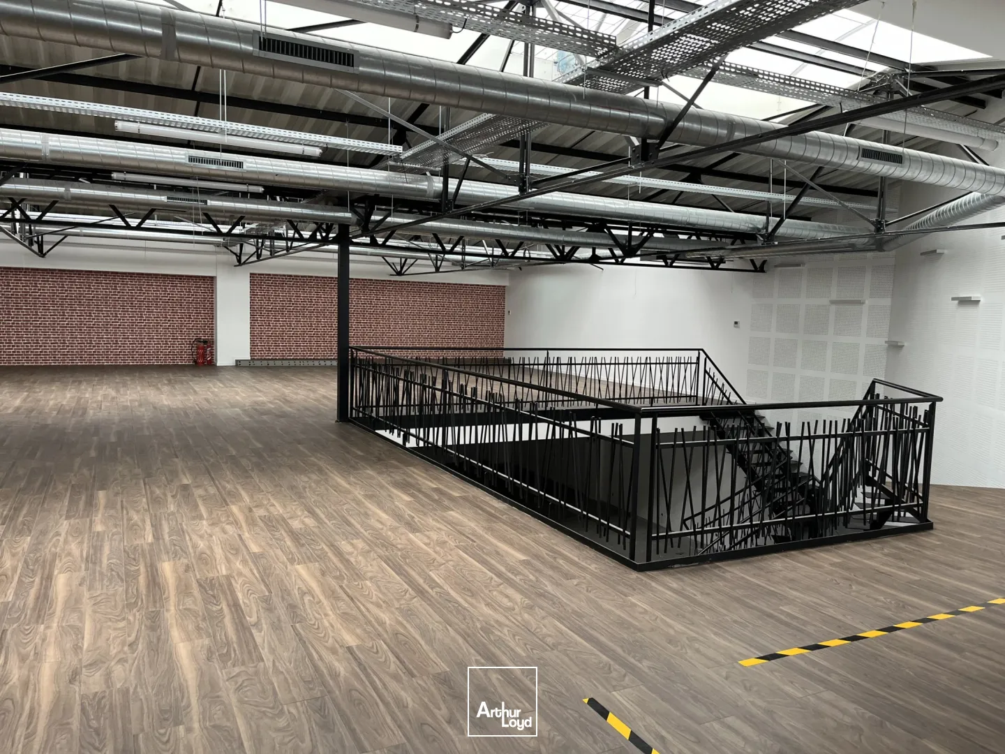 Locaux d'activité & Entrepôts - Location - NANTERRE - 92000 - 22-2359.11 - 7916438