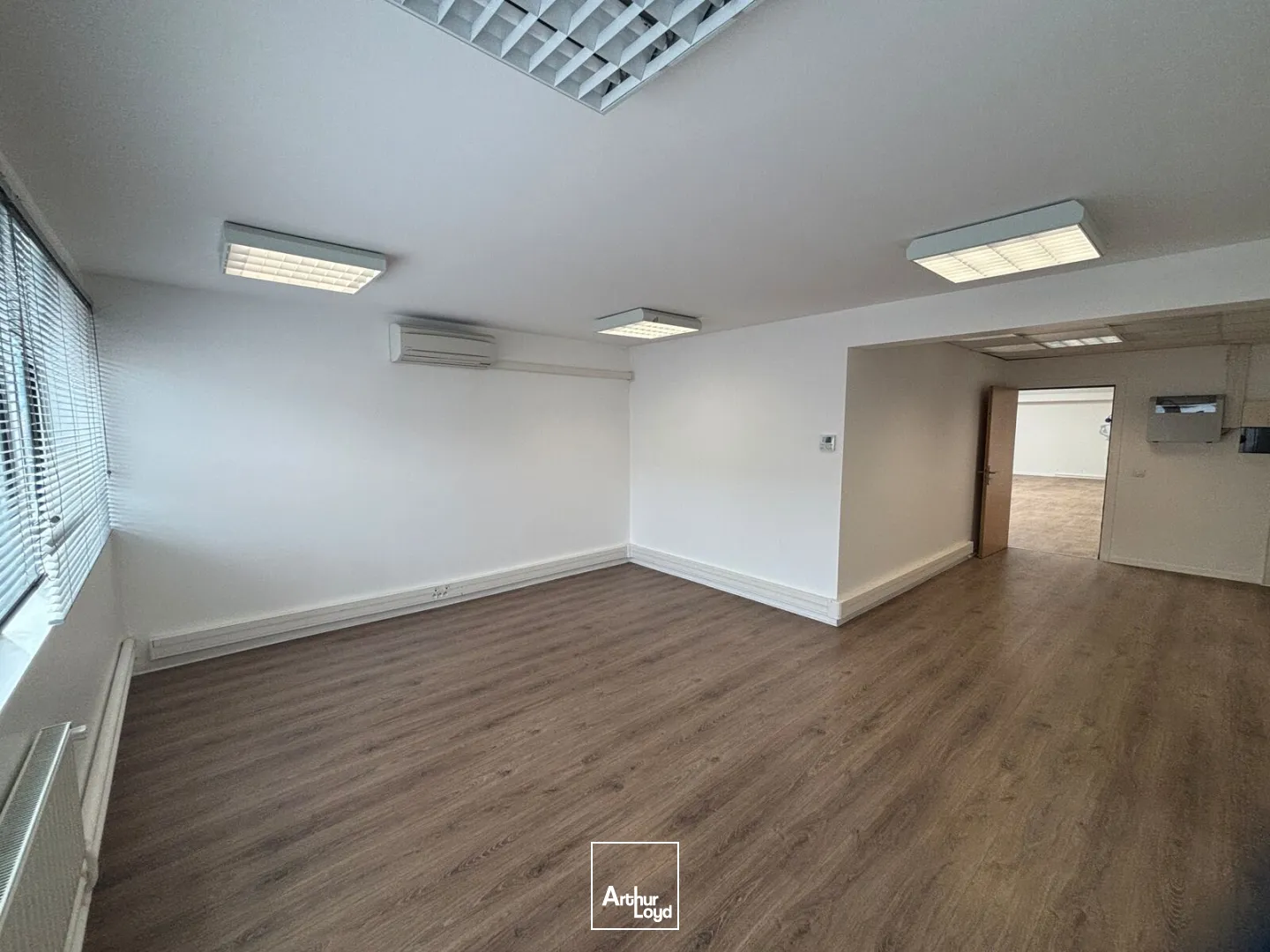 Locaux d'activité & Entrepôts - Location - NANTERRE - 92000 - 22-2359.11 - 7916452