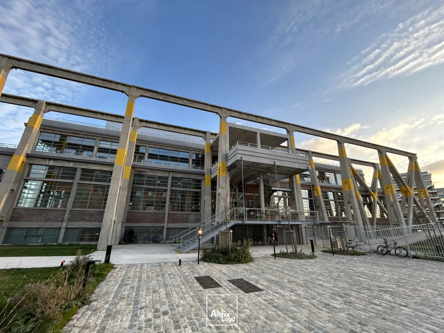 Locaux d'activité & Entrepôts - Location - NANTERRE - 92000 - 262-4844 - 7916524