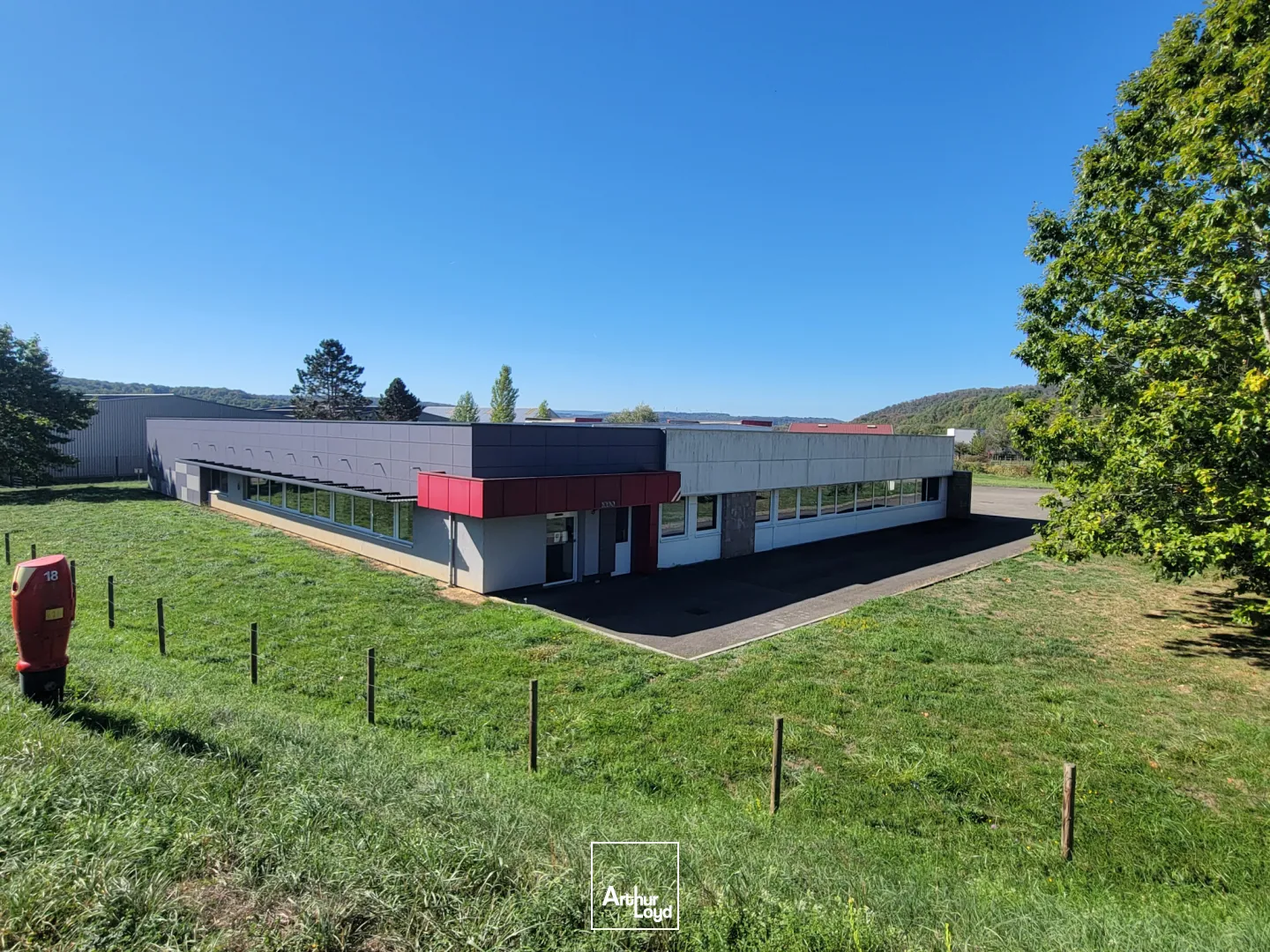 Locaux d'activité & Entrepôts - Vente - Courcelles les montbeliard - 25420 - 1100-1100 - 7916978