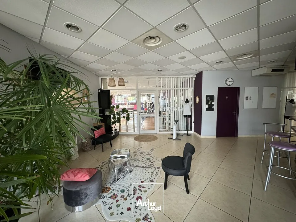 Locaux commerciaux - Vente - BOURG LES VALENCE - 26500 - 956-956 - 7917162