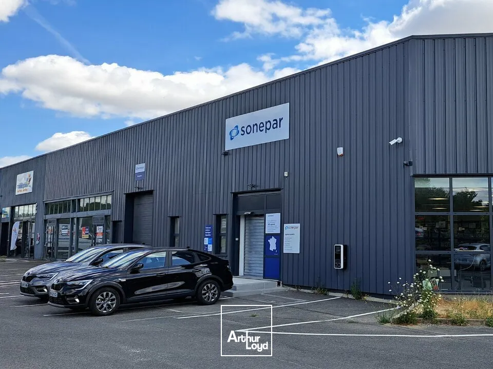 Locaux commerciaux - Location - CHATELLERAULT - 86100 - 310-310 - 7917278