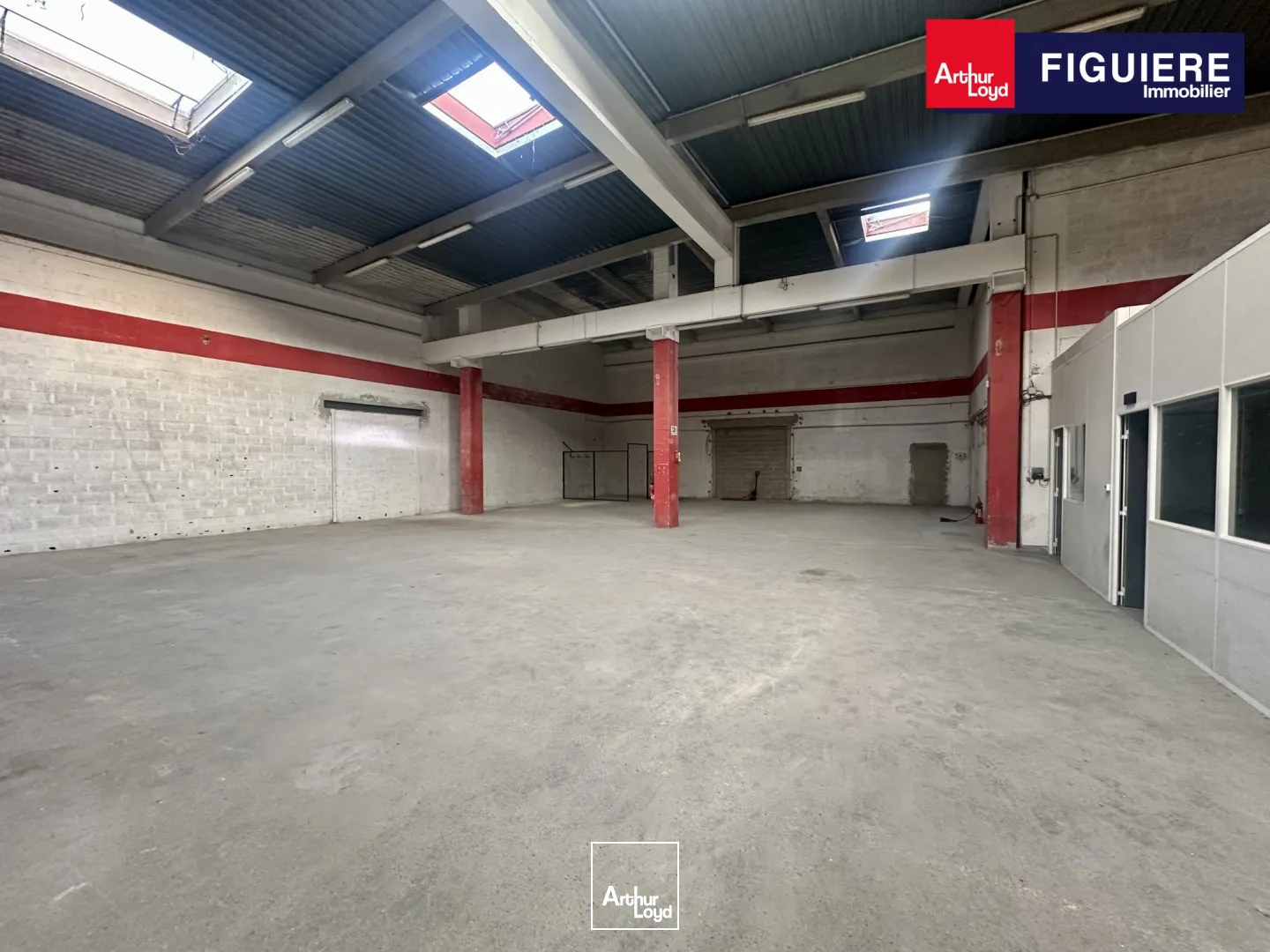 Locaux d'activité & Entrepôts - Location - VITROLLES - 13127 - 567-567 - 7917471