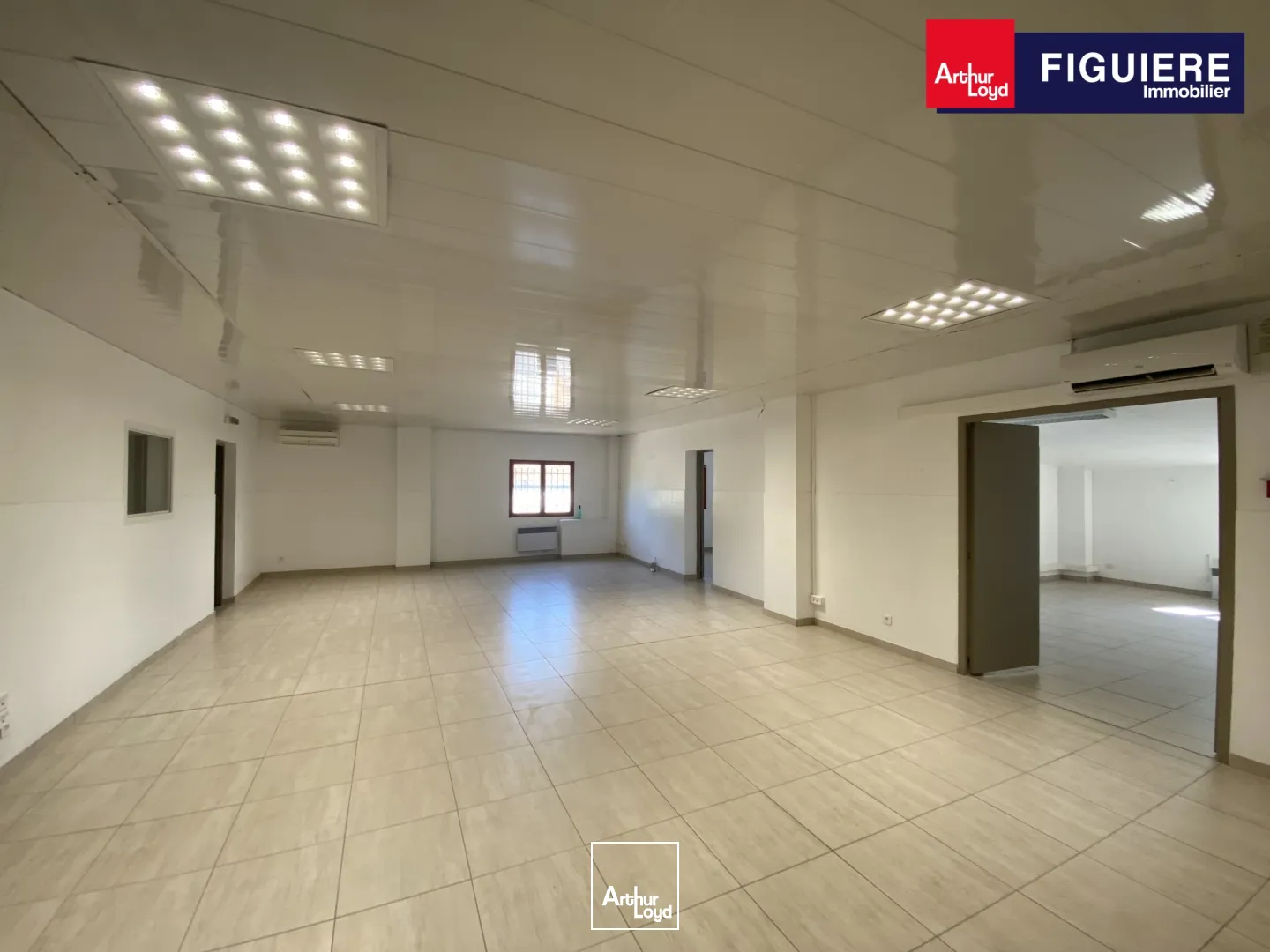 Locaux d'activité & Entrepôts - Location - SAINT VICTORET - 13730 - 540-540 - 7917480