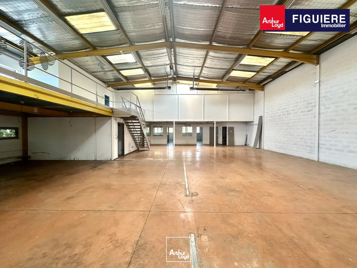 Locaux d'activité & Entrepôts - Location - VITROLLES - 13127 - 125-626 - 7917496