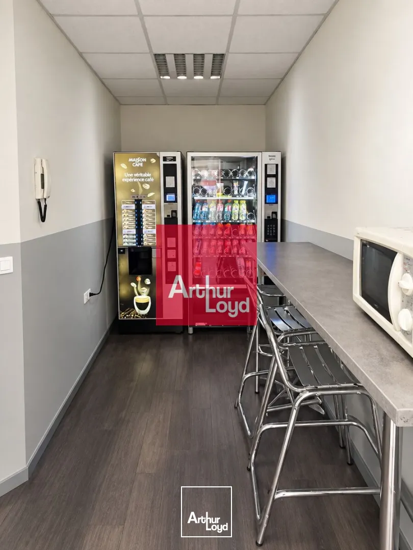 Bureaux - Location - LA TRONCHE - 38700 - 80-227 - 7917559