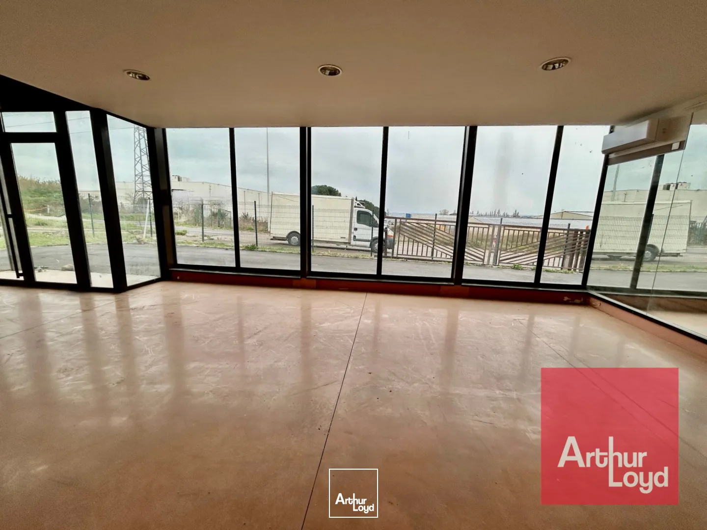 Locaux d'activité & Entrepôts - Location - FRONTIGNAN - 34110 - 1040-1040 - 7917680