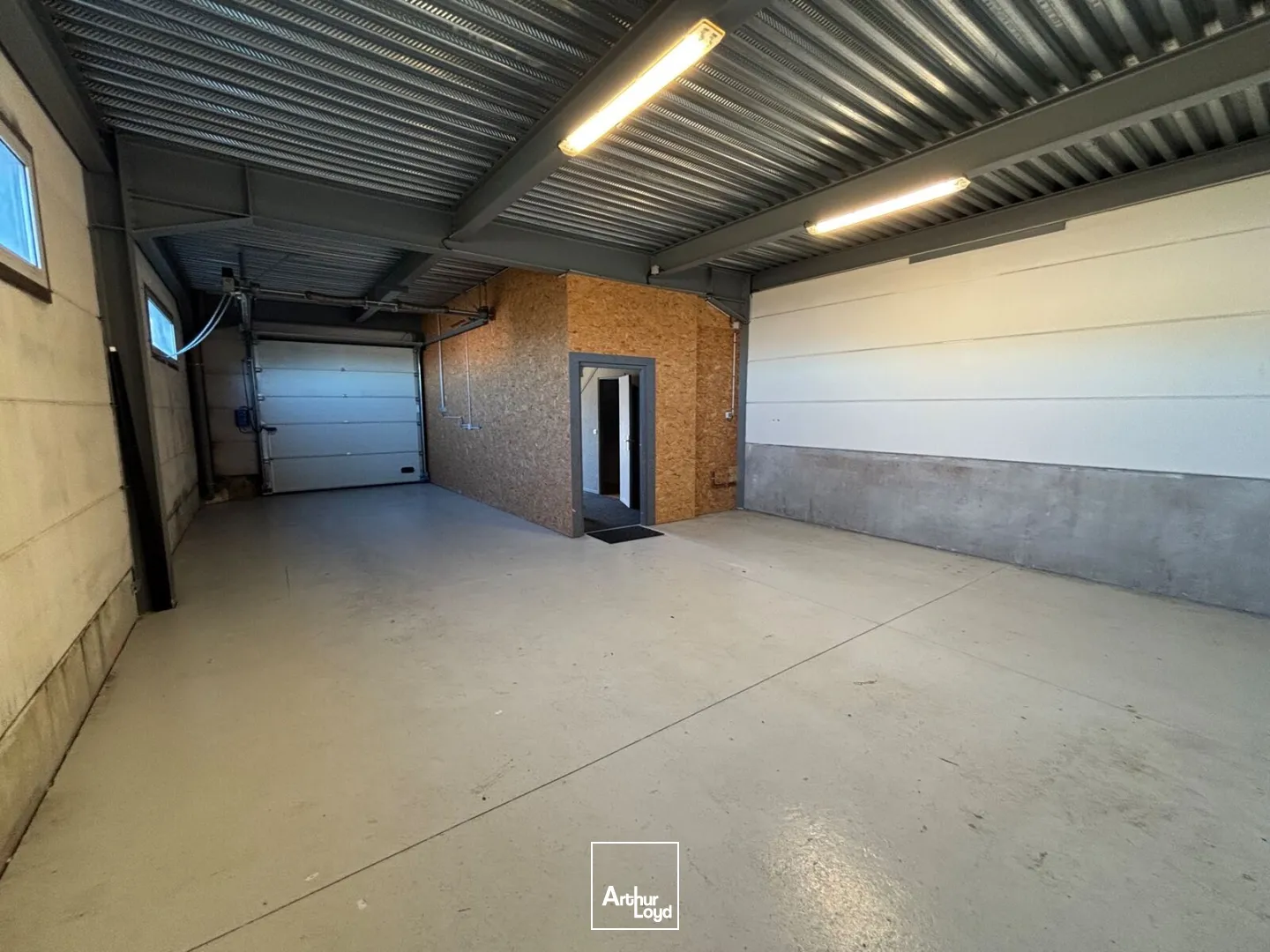 Locaux d'activité & Entrepôts - Location - SAINT JACQUES SUR DARNETAL - 76160 - 160-160 - 7917733