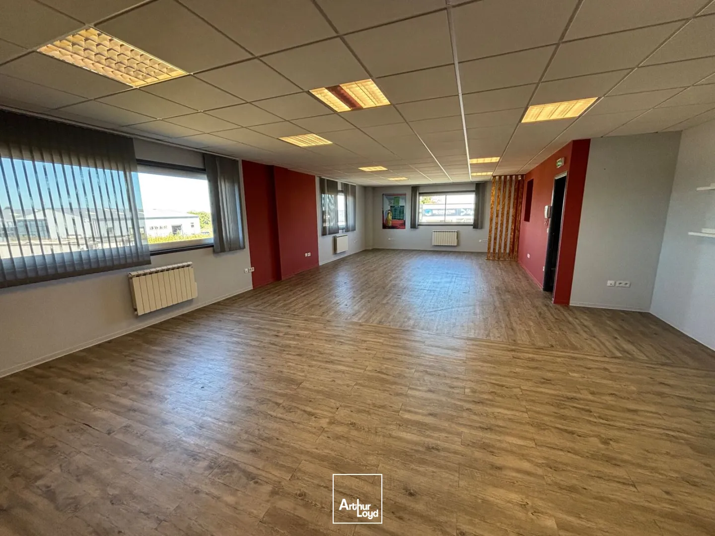 Locaux d'activité & Entrepôts - Location - SAINT JACQUES SUR DARNETAL - 76160 - 160-160 - 7917735