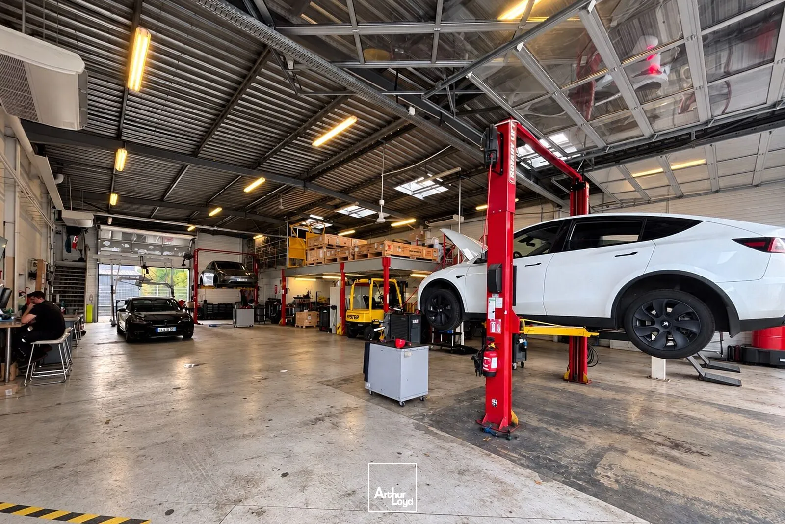 Locaux d'activité & Entrepôts - Location - SAINT HERBLAIN - 44800 - 1100-1100 - 7917846