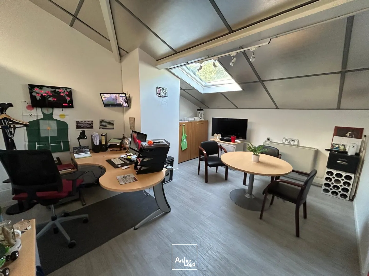 Locaux commerciaux - Location - JOUY LE MOUTIER - 95280 - 148-148 - 7917873