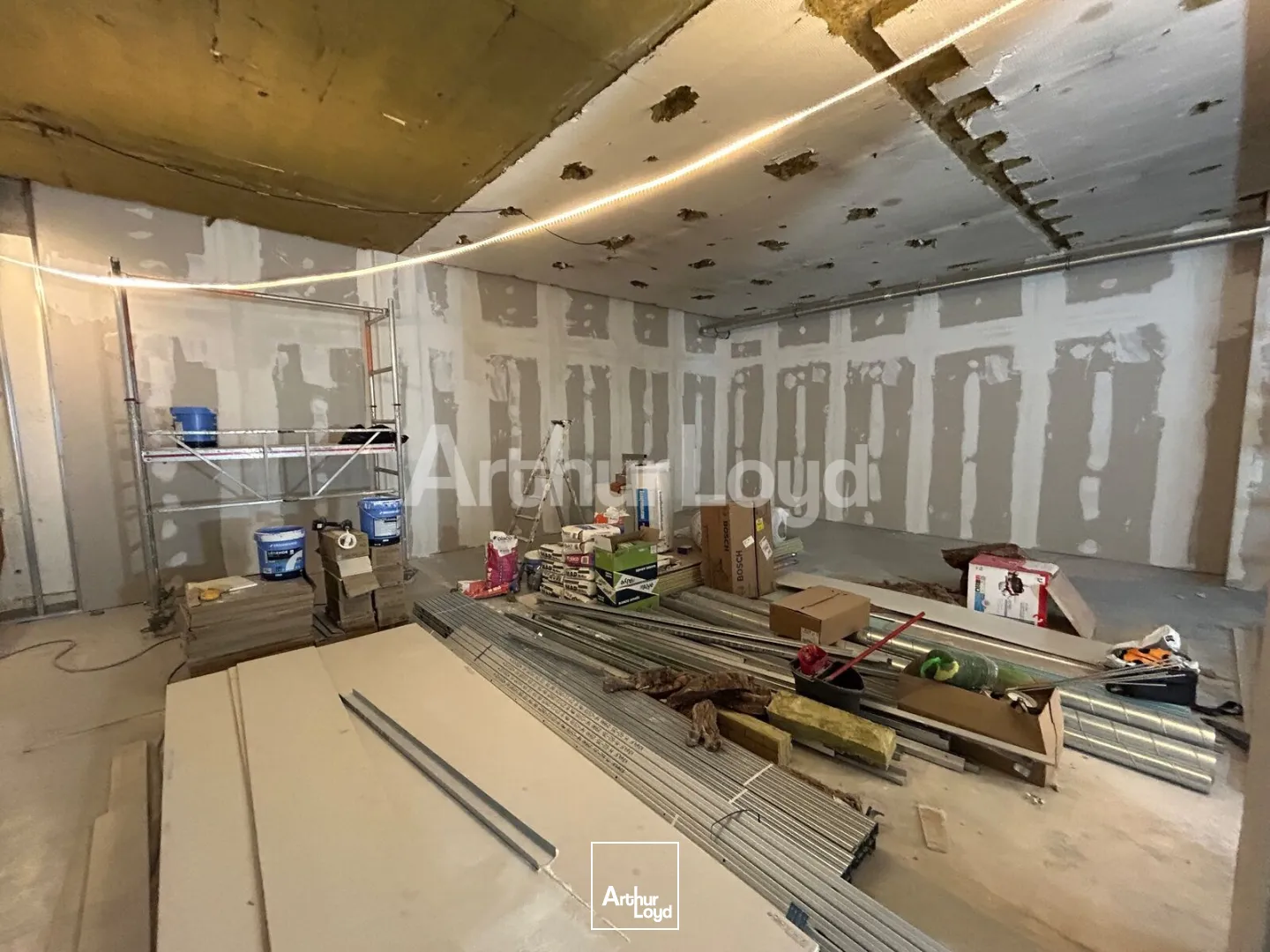 Locaux commerciaux - Location - LILLE - 59000 - 56-181 - 7917994