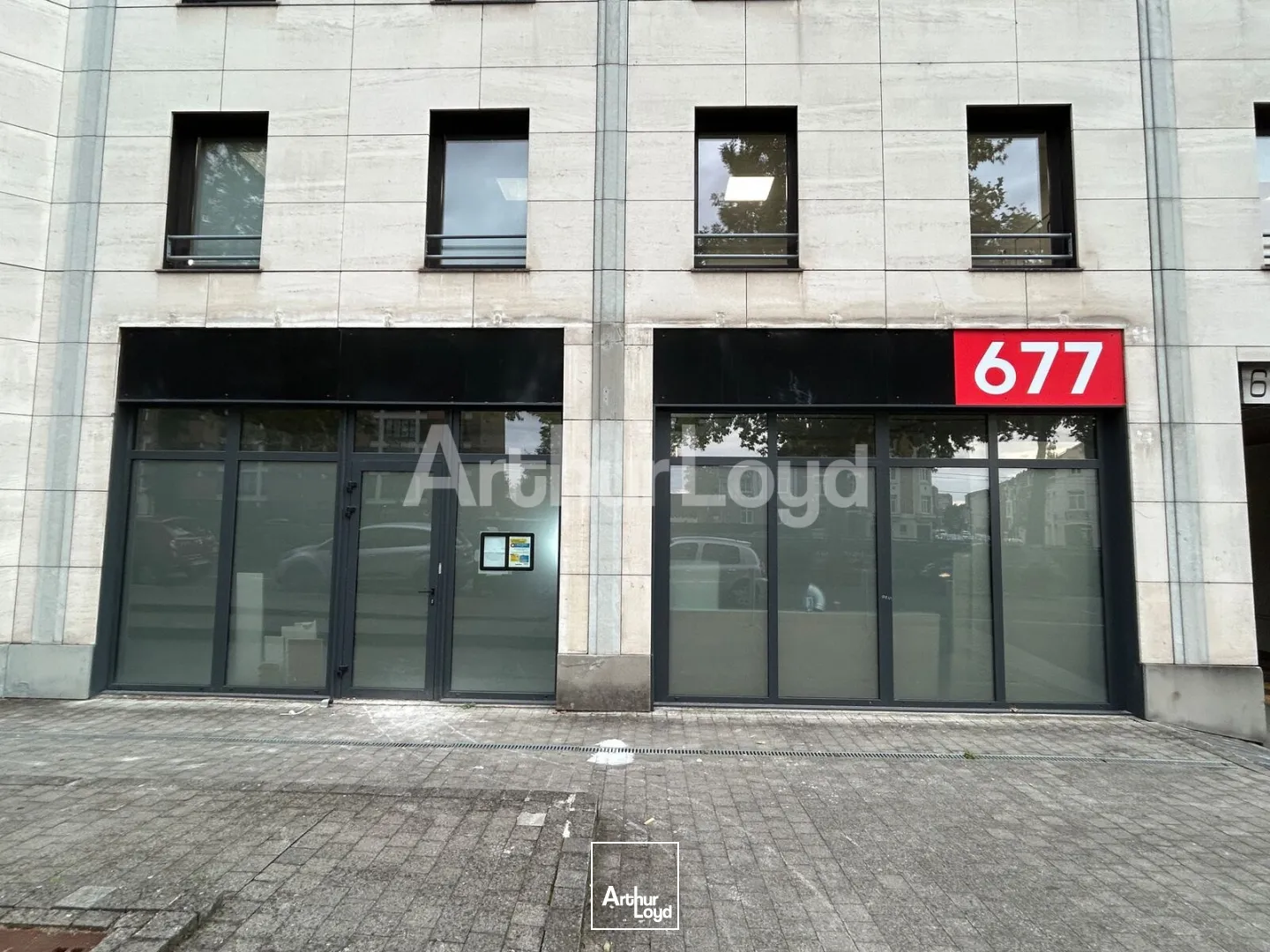 Locaux commerciaux - Location - LILLE - 59000 - 56-181 - 7917992