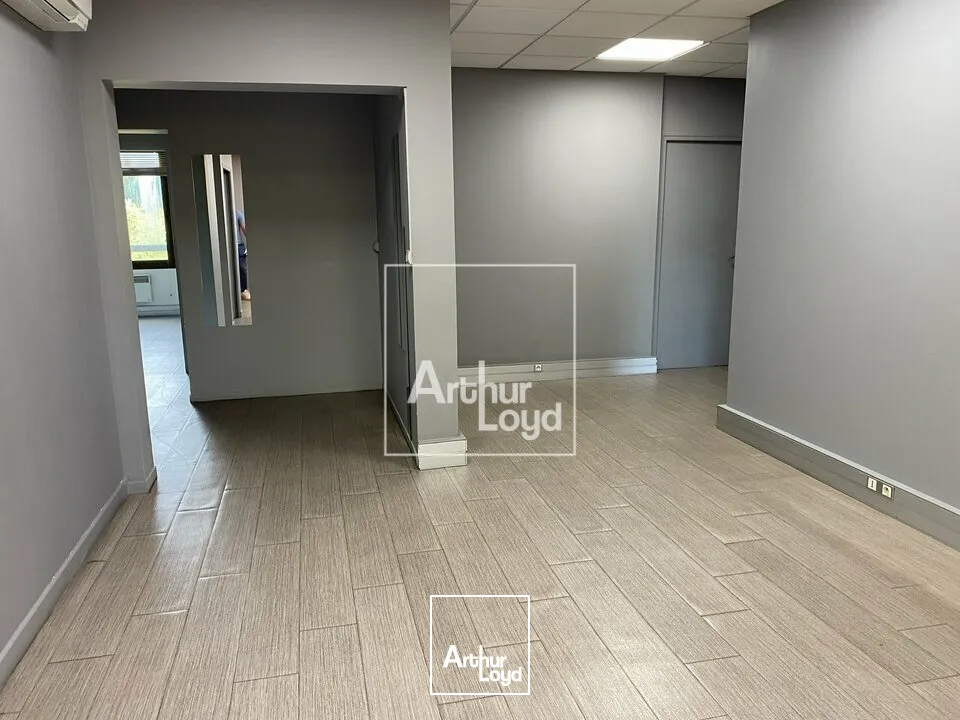 Bureaux - Vente - EVRY COURCOURONNES - 91000 - 37.4-271.2 - 7918326