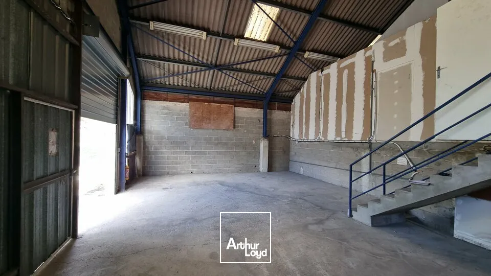 Locaux d'activité & Entrepôts - Location - POITIERS - 86000 - 70-70 - 7918343