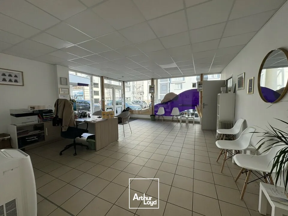 Locaux commerciaux - Location - JOUE LES TOURS - 37300 - 110-110 - 7918407