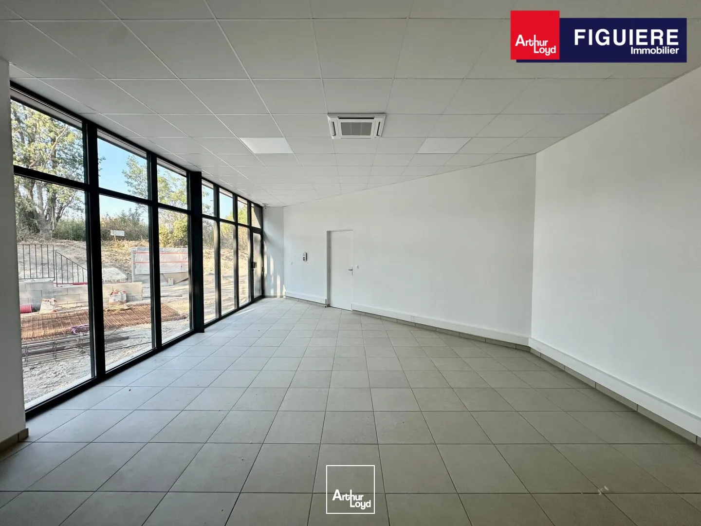 Locaux d'activité & Entrepôts - Vente - BOUC BEL AIR - 13320 - 299.89-2574.91 - 7918491