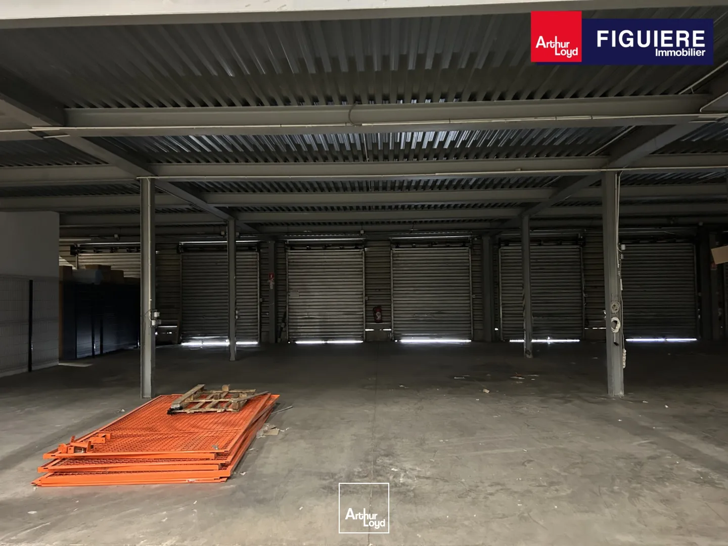 Locaux d'activité & Entrepôts - Location - AIX EN PROVENCE - 13290 - 2200-2200 - 7918531