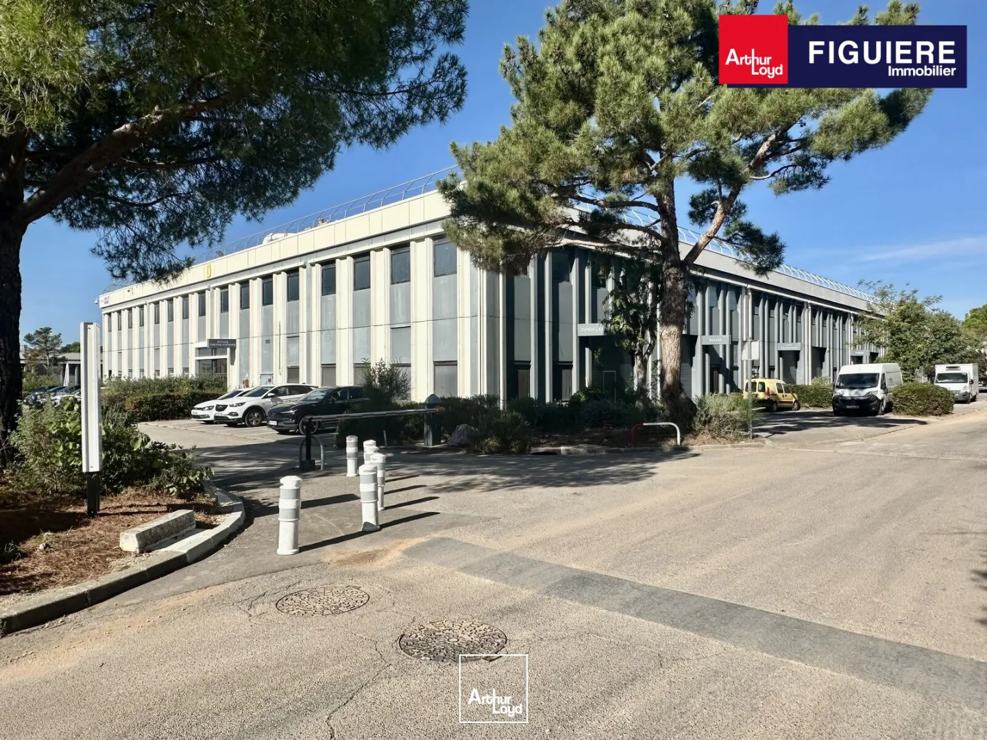 Locaux d'activité & Entrepôts - Location - VITROLLES - 13127 - 451-1717 - 7918617
