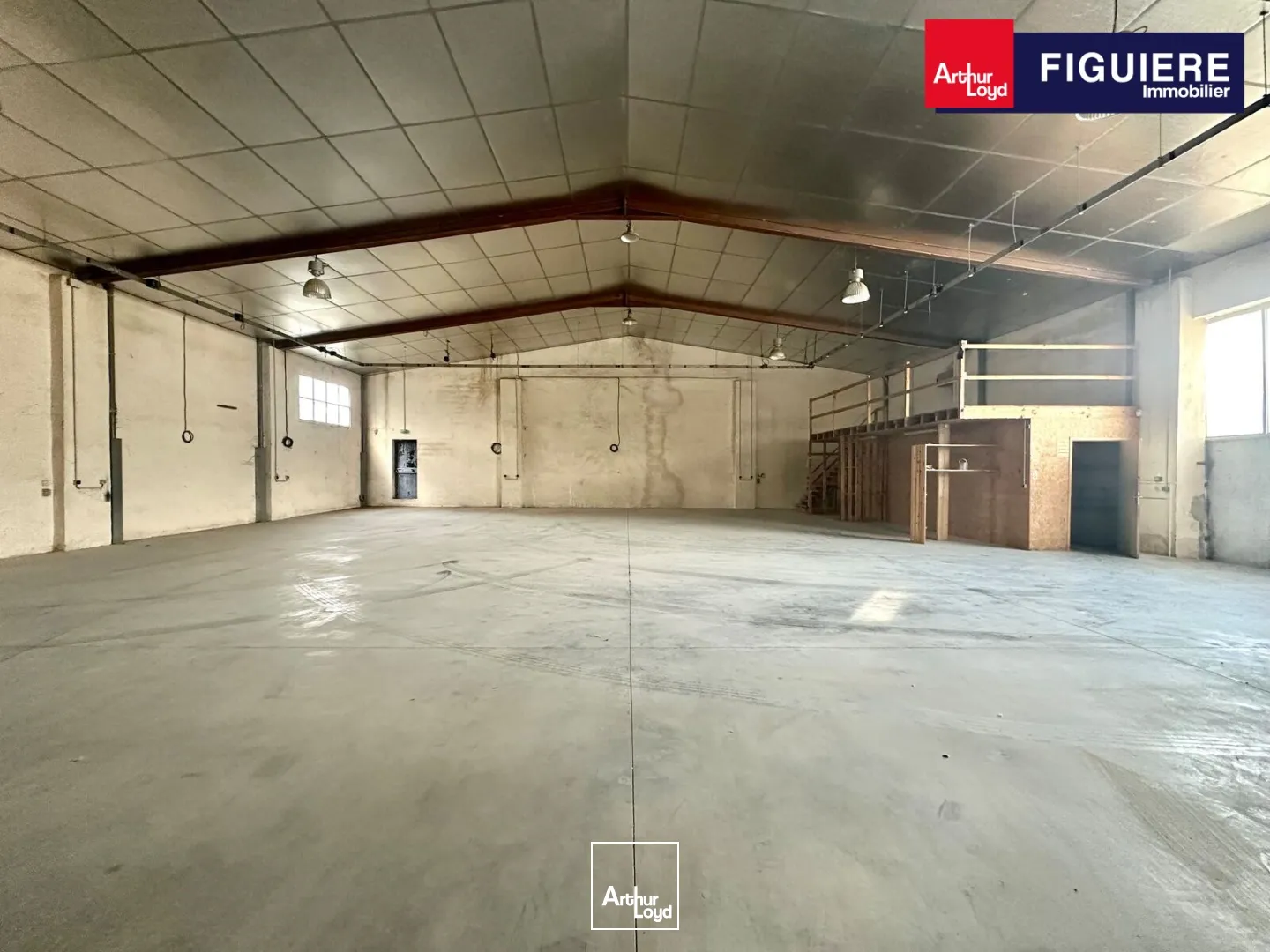 Locaux d'activité & Entrepôts - Location - BOUC BEL AIR - 13320 - 465-465 - 7918657