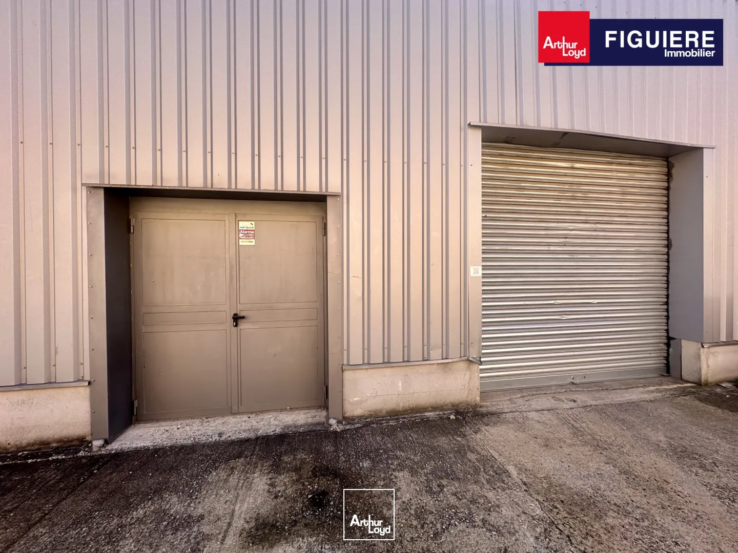 Locaux d'activité & Entrepôts - Vente - SAINT CANNAT - 13760 - 200-840 - 7918688