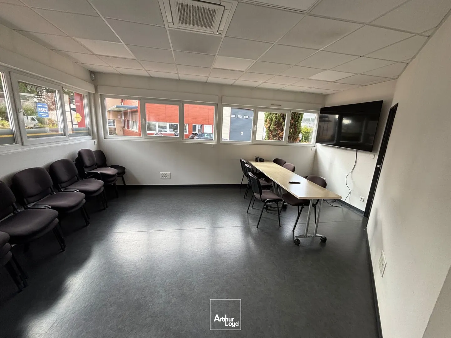 Locaux d'activité & Entrepôts - Location - BEAUVAIS - 60000 - 479-479 - 7918795
