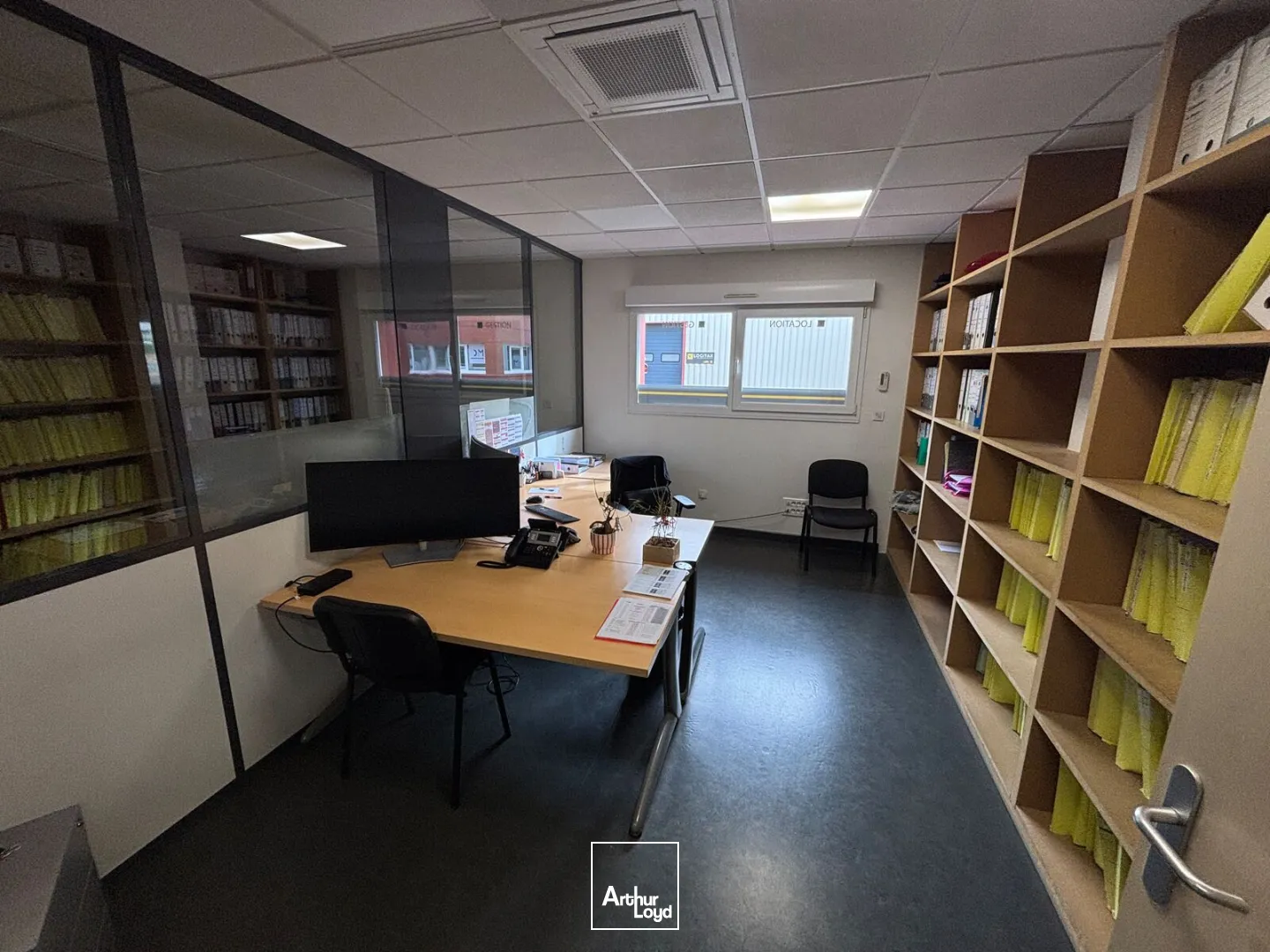 Locaux d'activité & Entrepôts - Location - BEAUVAIS - 60000 - 479-479 - 7918796