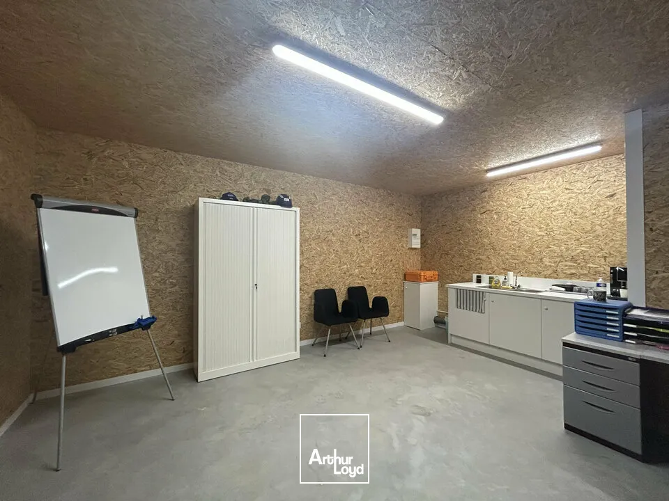 Locaux d'activité & Entrepôts - Location - MORVILLE LES VIC - 57170 - 650-650 - 7919498