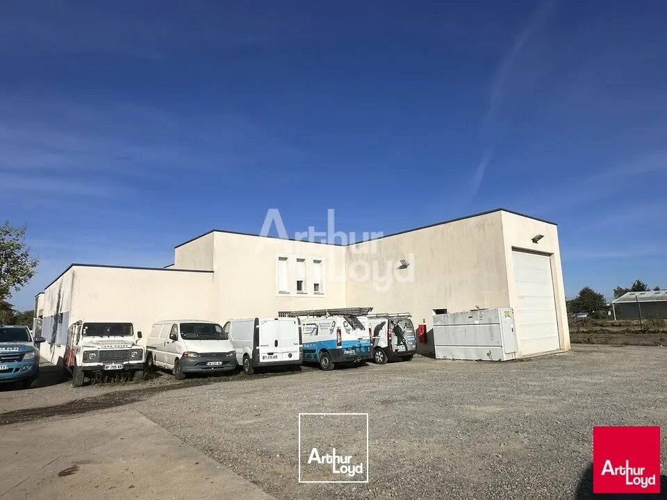 Locaux d'activité & Entrepôts - Location - BOURGBARRÉ - 35230 - 400-400 - 7919607
