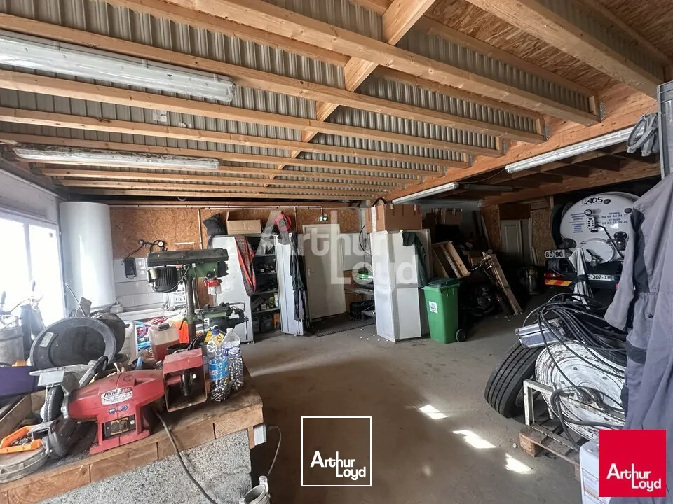 Locaux d'activité & Entrepôts - Location - BOURGBARRÉ - 35230 - 400-400 - 7919611