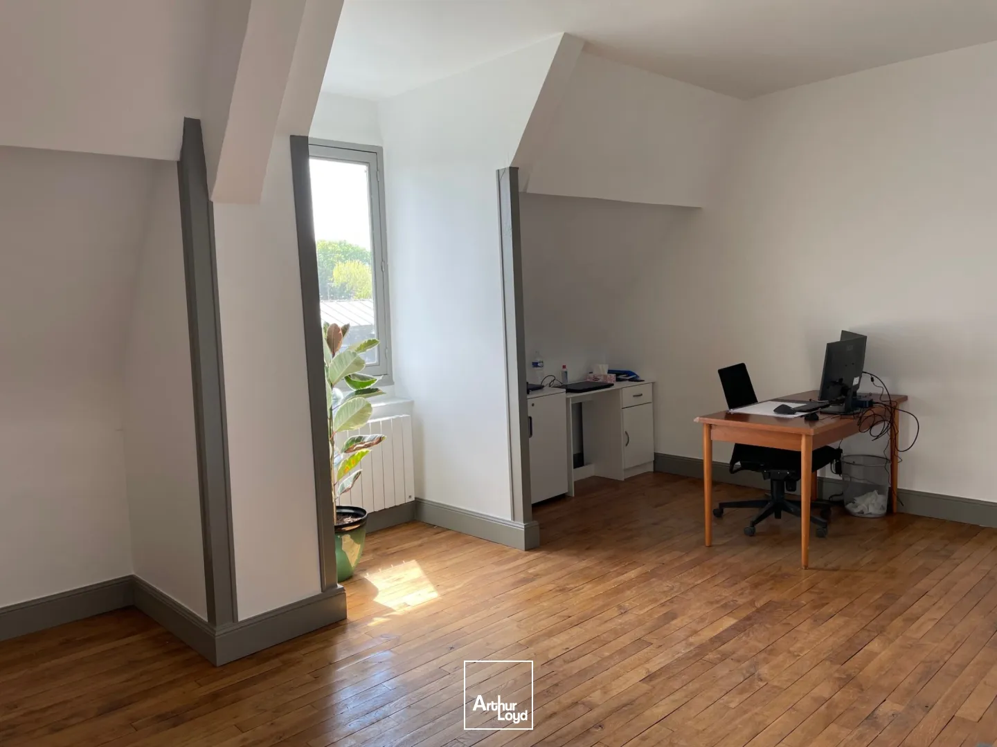 Bureaux - Location - SOISSONS - 02200 - 324-324 - 7919632