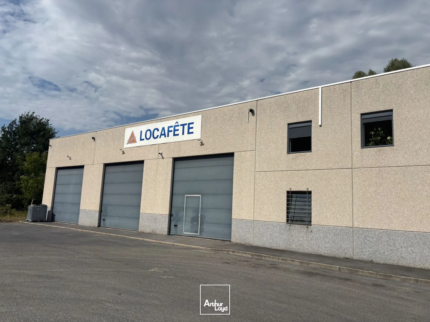 Locaux d'activité & Entrepôts - Location - LAMORLAYE - 60260 - 658-658 - 7919754