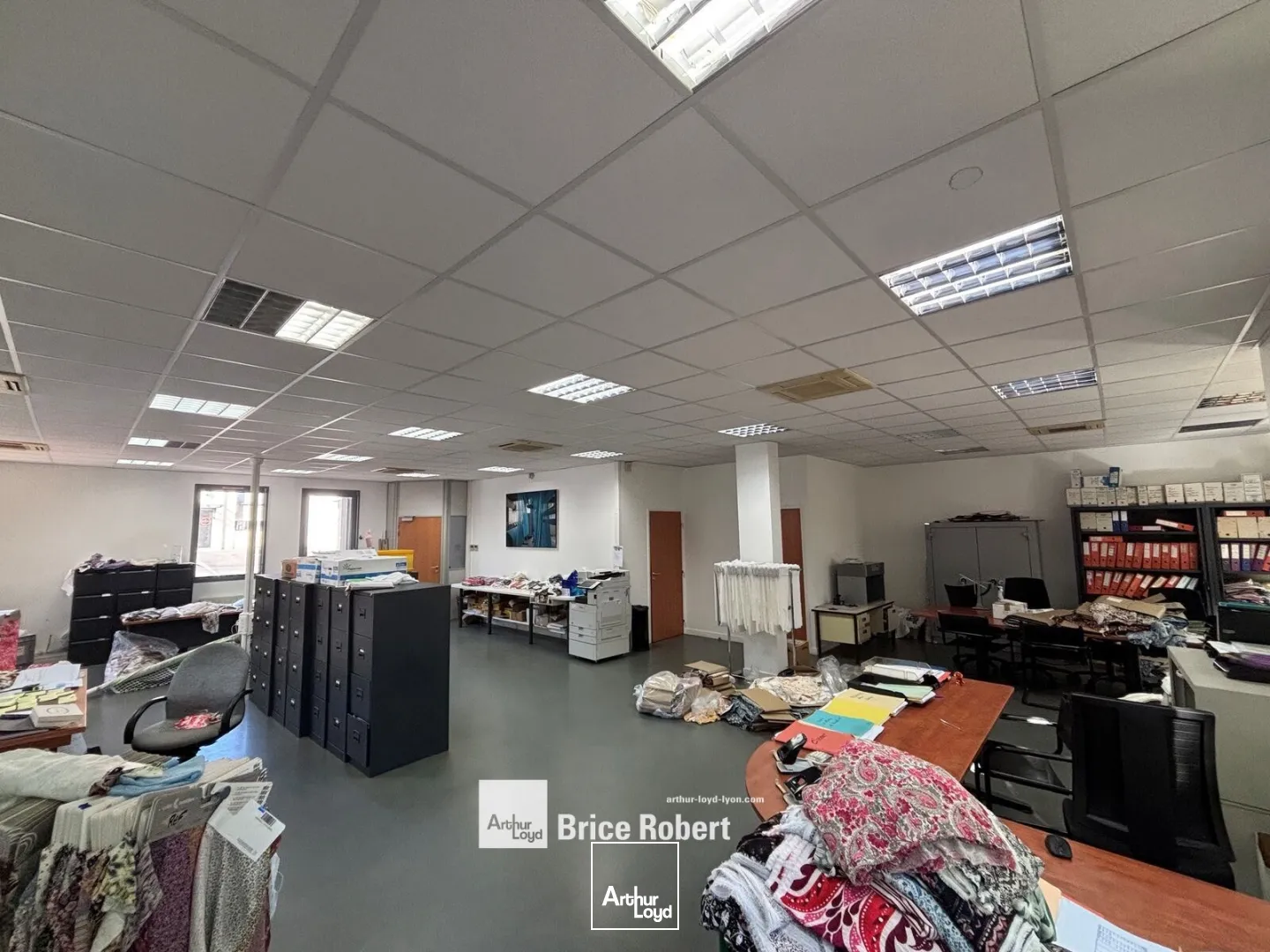 Locaux d'activité & Entrepôts - Location - LISSIEU - 69380 - 759.26-759.26 - 7920278
