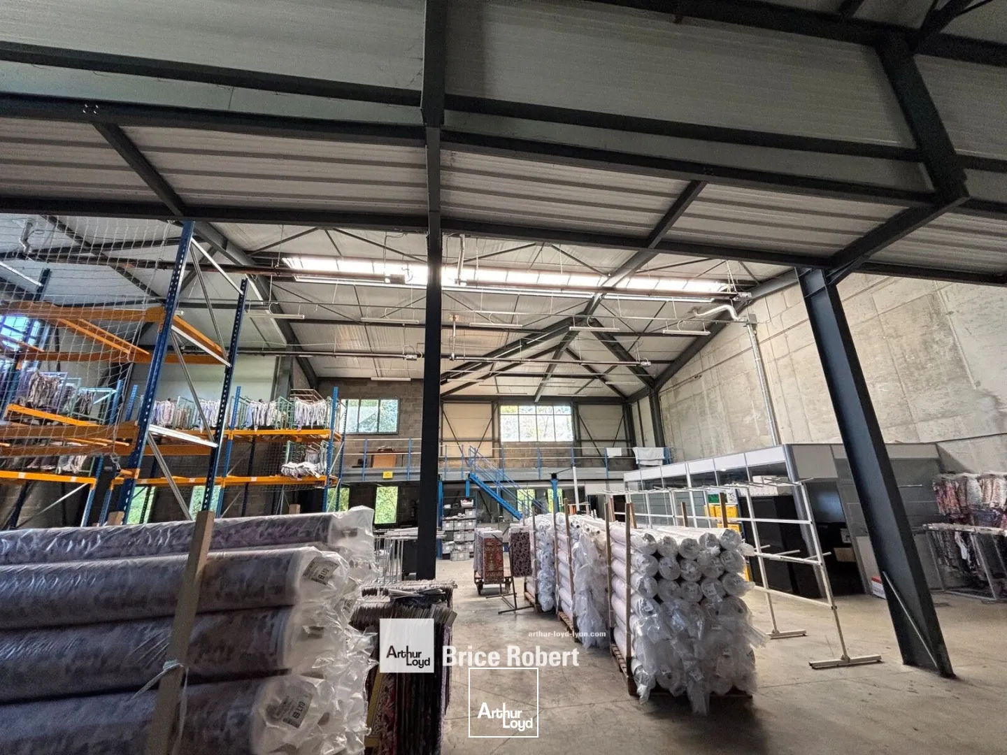Locaux d'activité & Entrepôts - Location - LISSIEU - 69380 - 759.26-759.26 - 7920275