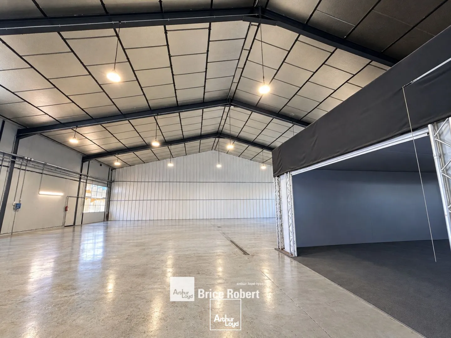 Locaux d'activité & Entrepôts - Location - GRIGNY - 69520 - 800-800 - 7920283