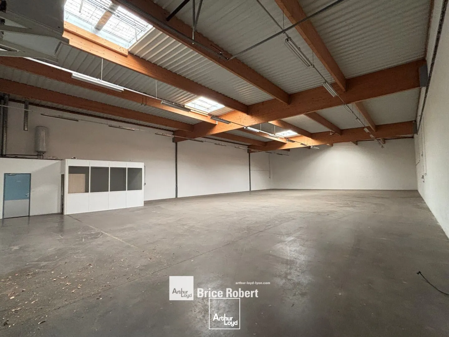 Locaux d'activité & Entrepôts - Location - DECINES CHARPIEU - 69150 - 662-662 - 7920287