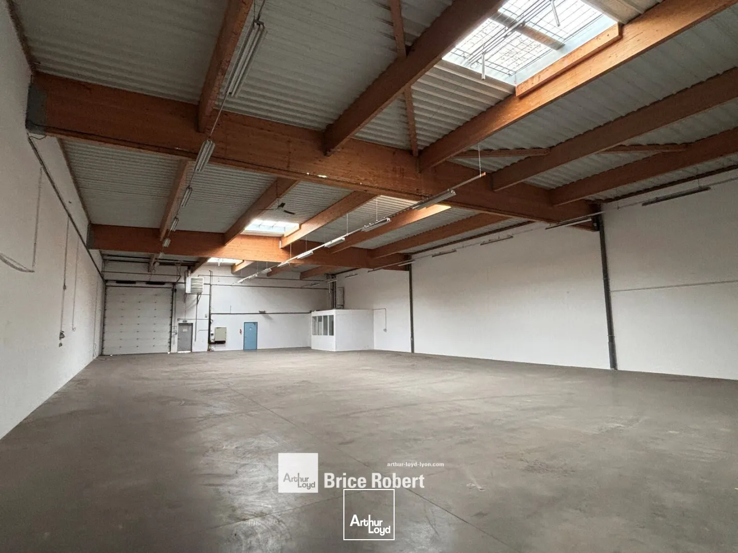 Locaux d'activité & Entrepôts - Location - DECINES CHARPIEU - 69150 - 662-662 - 7920288