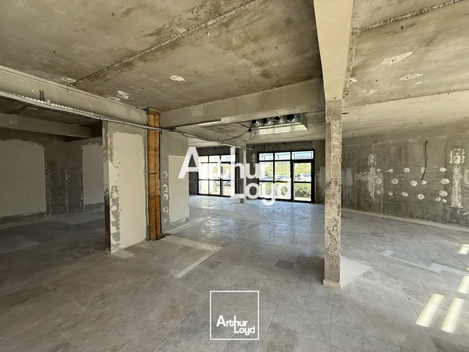 Locaux commerciaux - Location - PUGET SUR ARGENS - 83480 - 157.13-157.13 - 7921529
