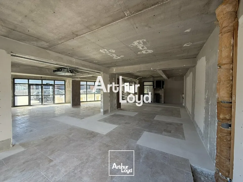 Locaux commerciaux - Location - PUGET SUR ARGENS - 83480 - 157.13-157.13 - 7921527