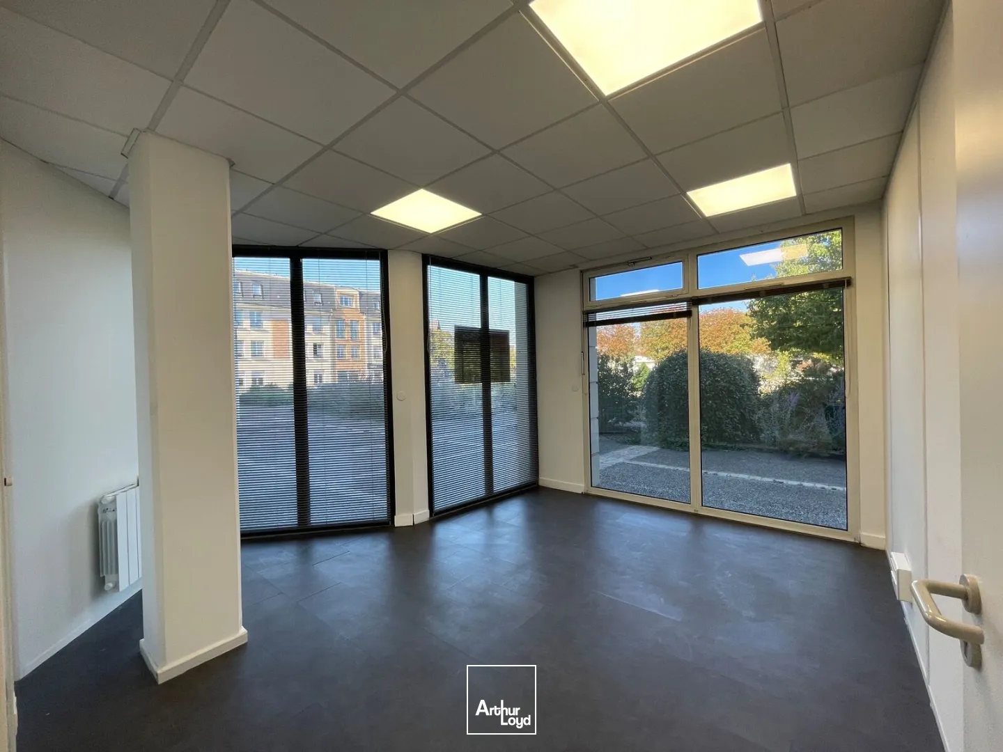 Bureaux - Location - SOISSONS - 02200 - 50-50 - 7921750