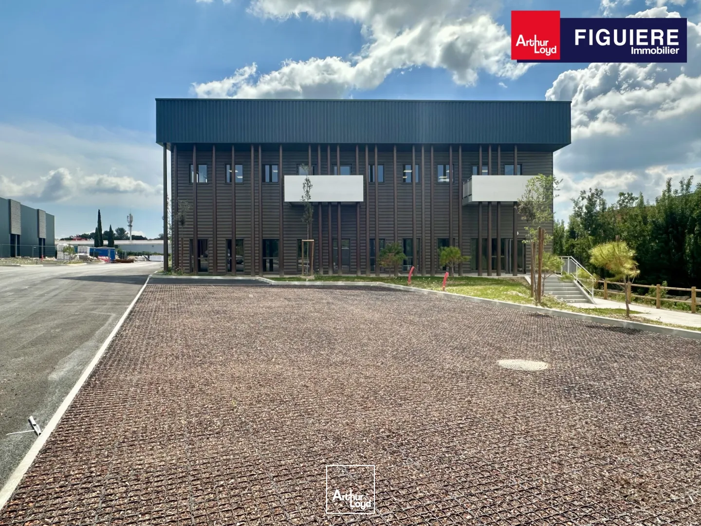 Locaux d'activité & Entrepôts - Location - VENELLES - 13770 - 675-675 - 7921790