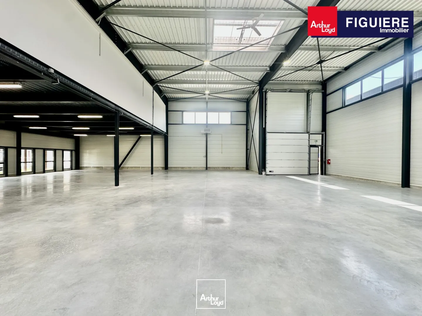 Locaux d'activité & Entrepôts - Location - VENELLES - 13770 - 675-675 - 7921784
