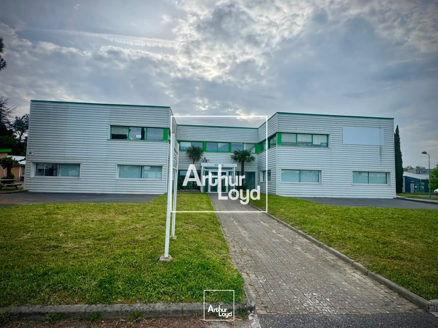 Bureaux - Vente - SAINTE FOY D'AIGREFEUILLE - 31570 - 1600-1600 - 7922440