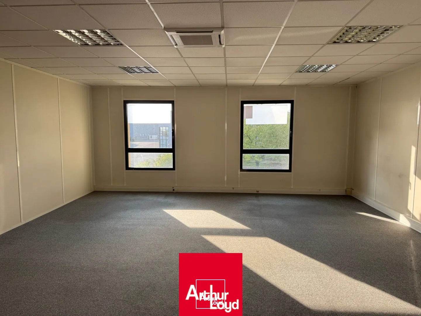 Locaux d'activité & Entrepôts - Location - ARNAS - 69400 - 1440-1440 - 7922451