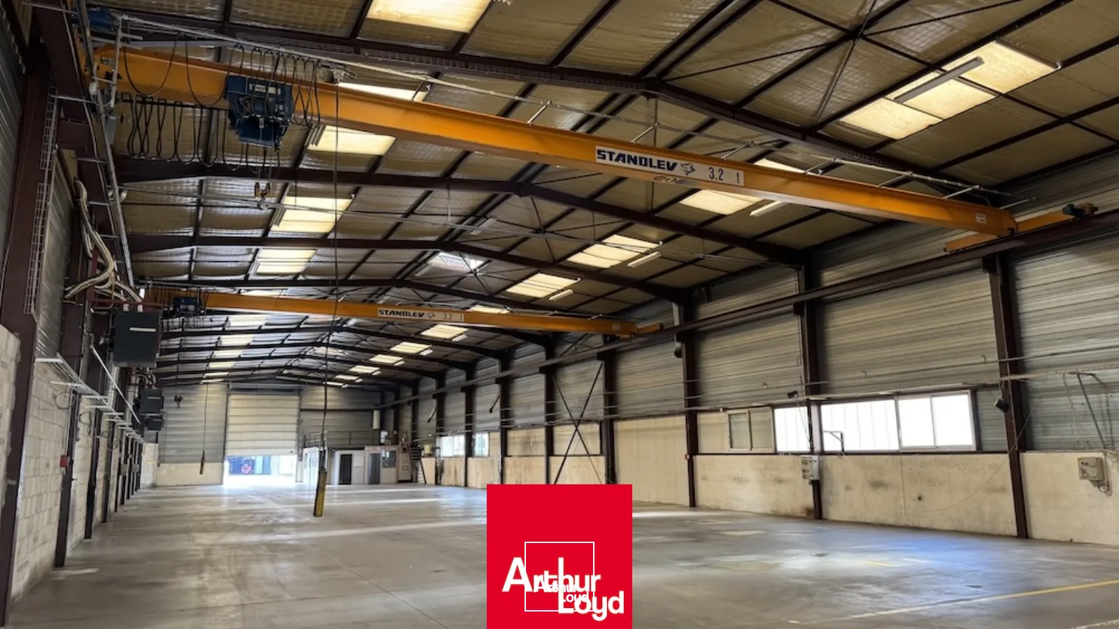 Locaux d'activité & Entrepôts - Location - BELLEVILLE-EN-BEAUJOLAIS - 69220 - 2690-2690 - 7922454