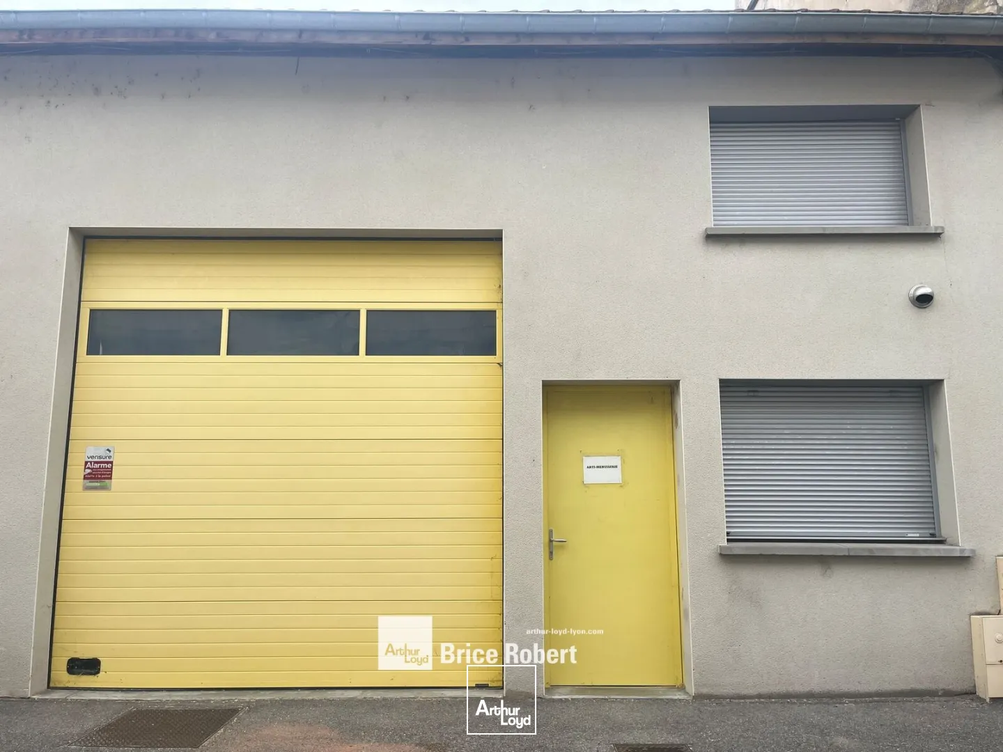 Locaux d'activité & Entrepôts - Location - VILLEURBANNE - 69100 - 85-1027 - 7922539