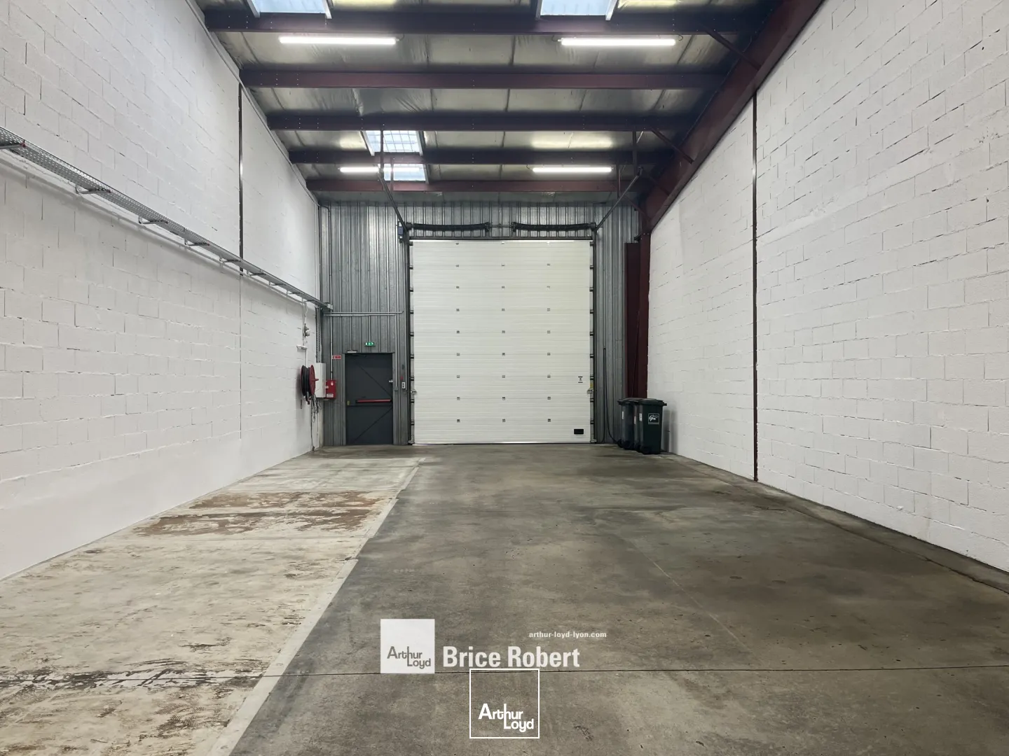 Locaux d'activité & Entrepôts - Location - VAULX EN VELIN - 69120 - 195-195 - 7922532