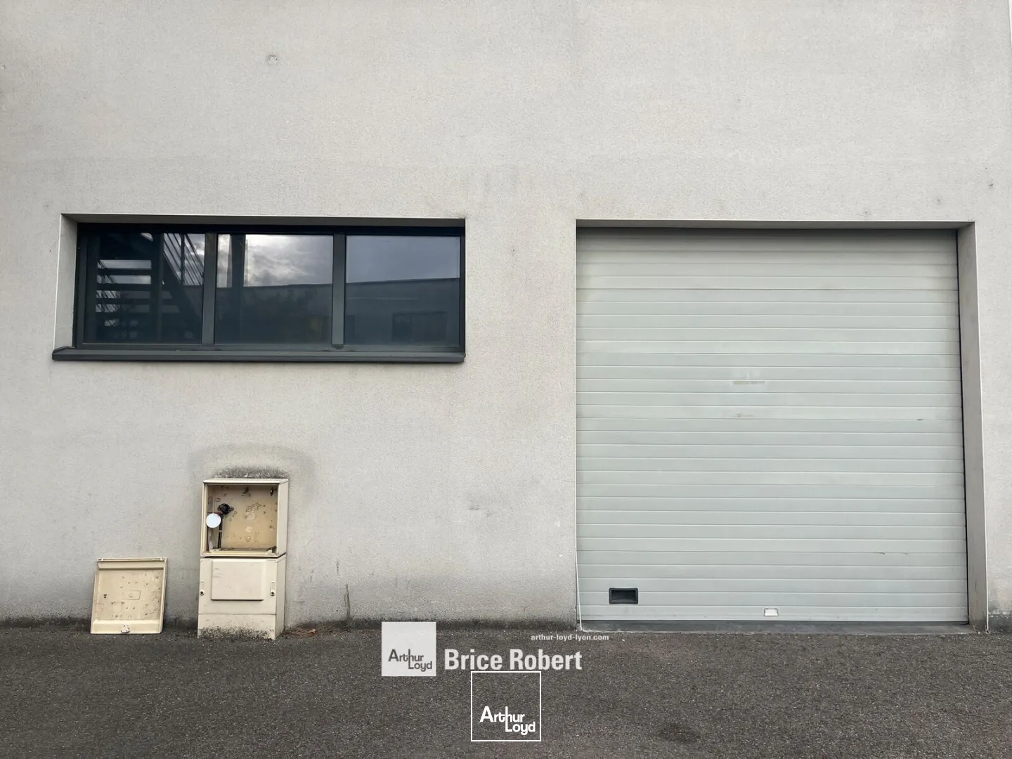 Locaux d'activité & Entrepôts - Location - VILLEURBANNE - 69100 - 85-1027 - 7922540