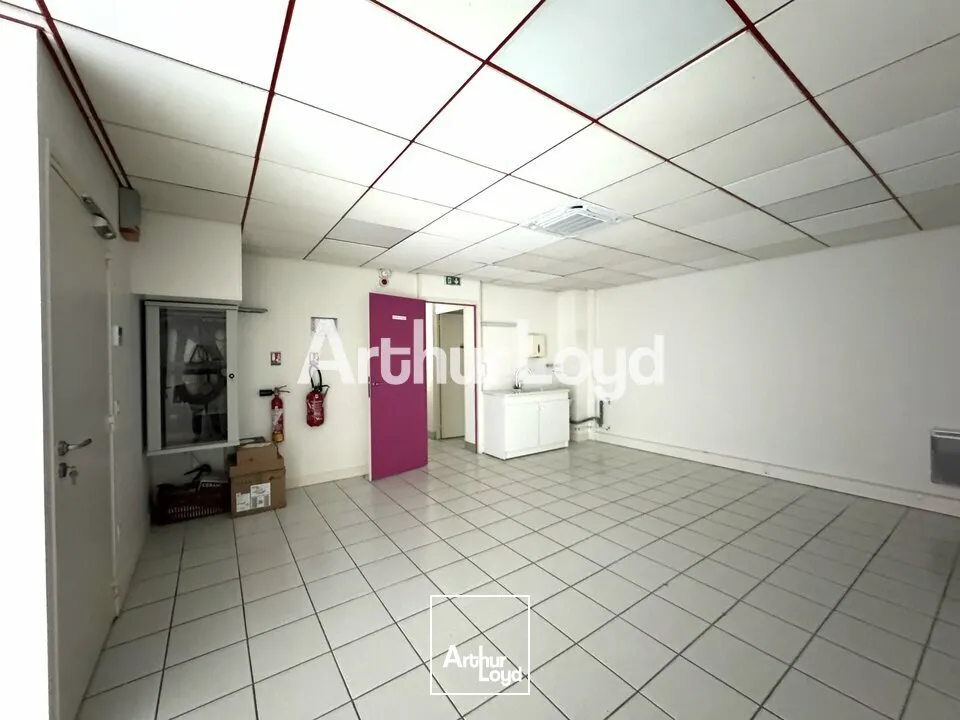 Locaux commerciaux - Location - TOURS - 37000 - 200-200 - 7922815